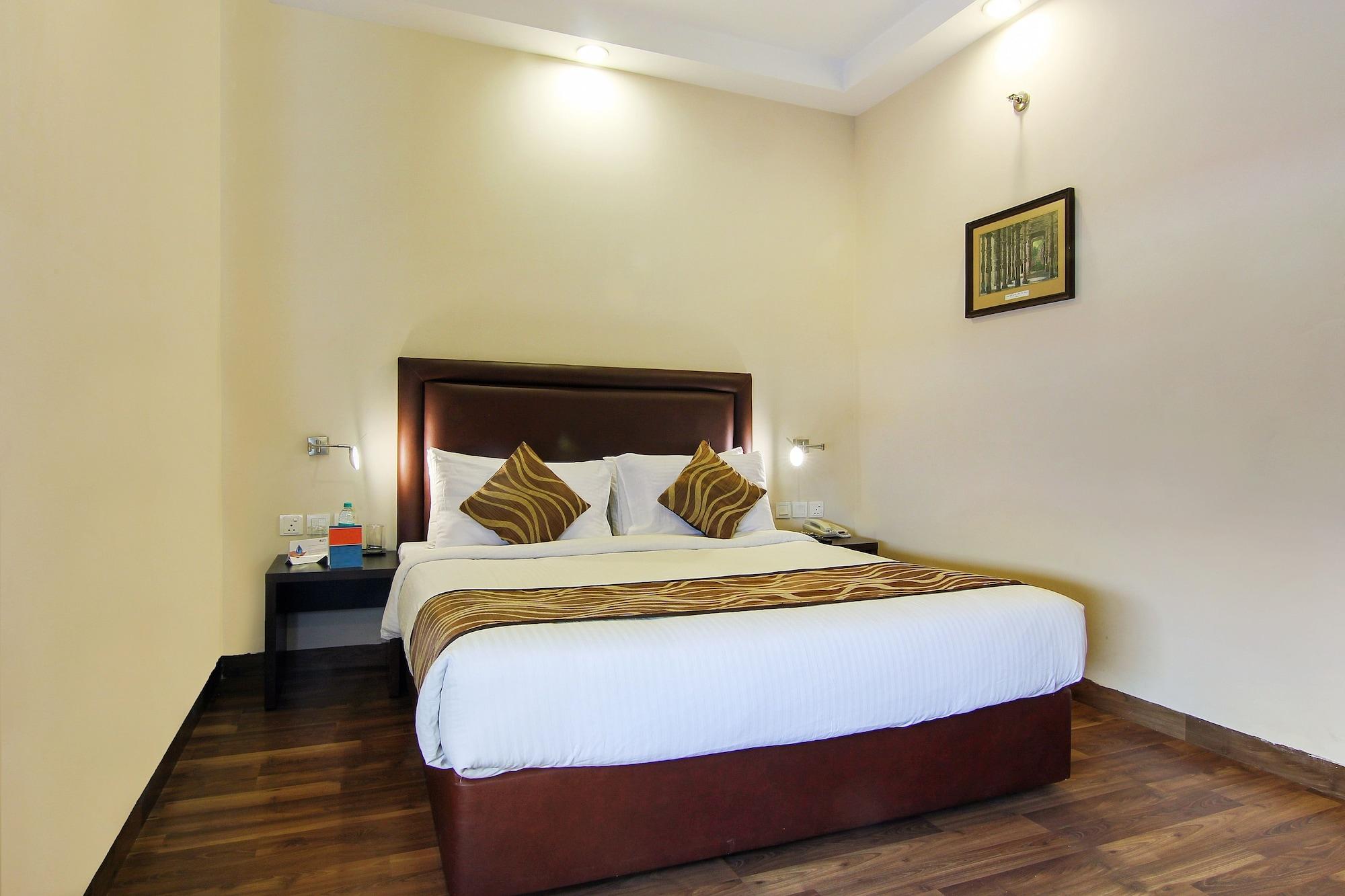 Vibe By The Lalit Traveller Hotel Faridabad Exterior photo